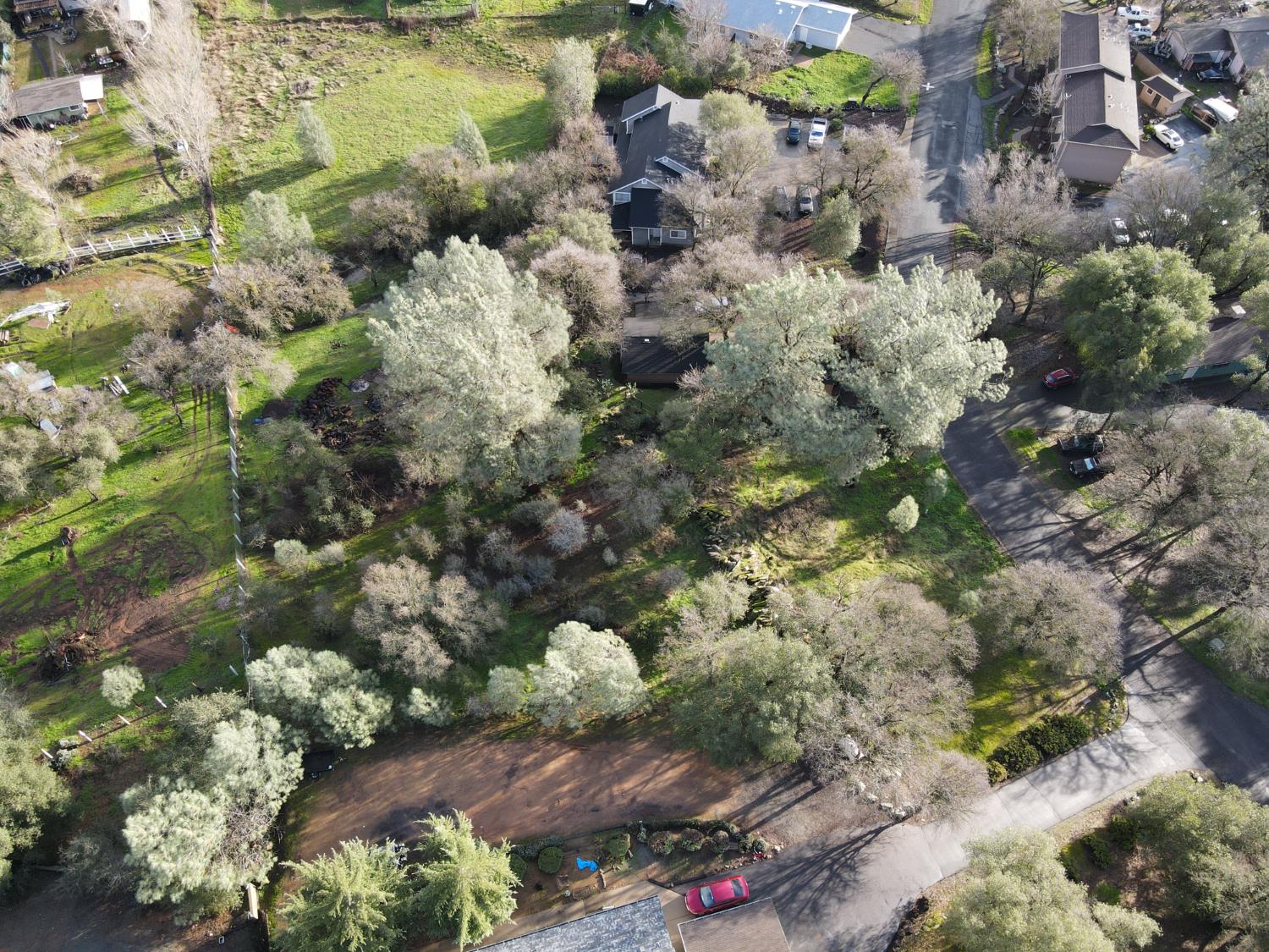 1032 Feather Ct, Copperopolis, CA 95228