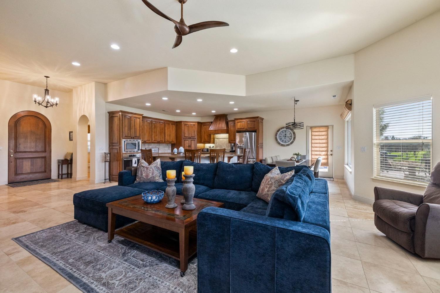 16 Flagstone Ct, Copperopolis, CA 95228