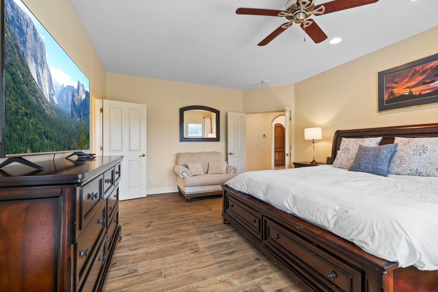 16 Flagstone Ct, Copperopolis, CA 95228