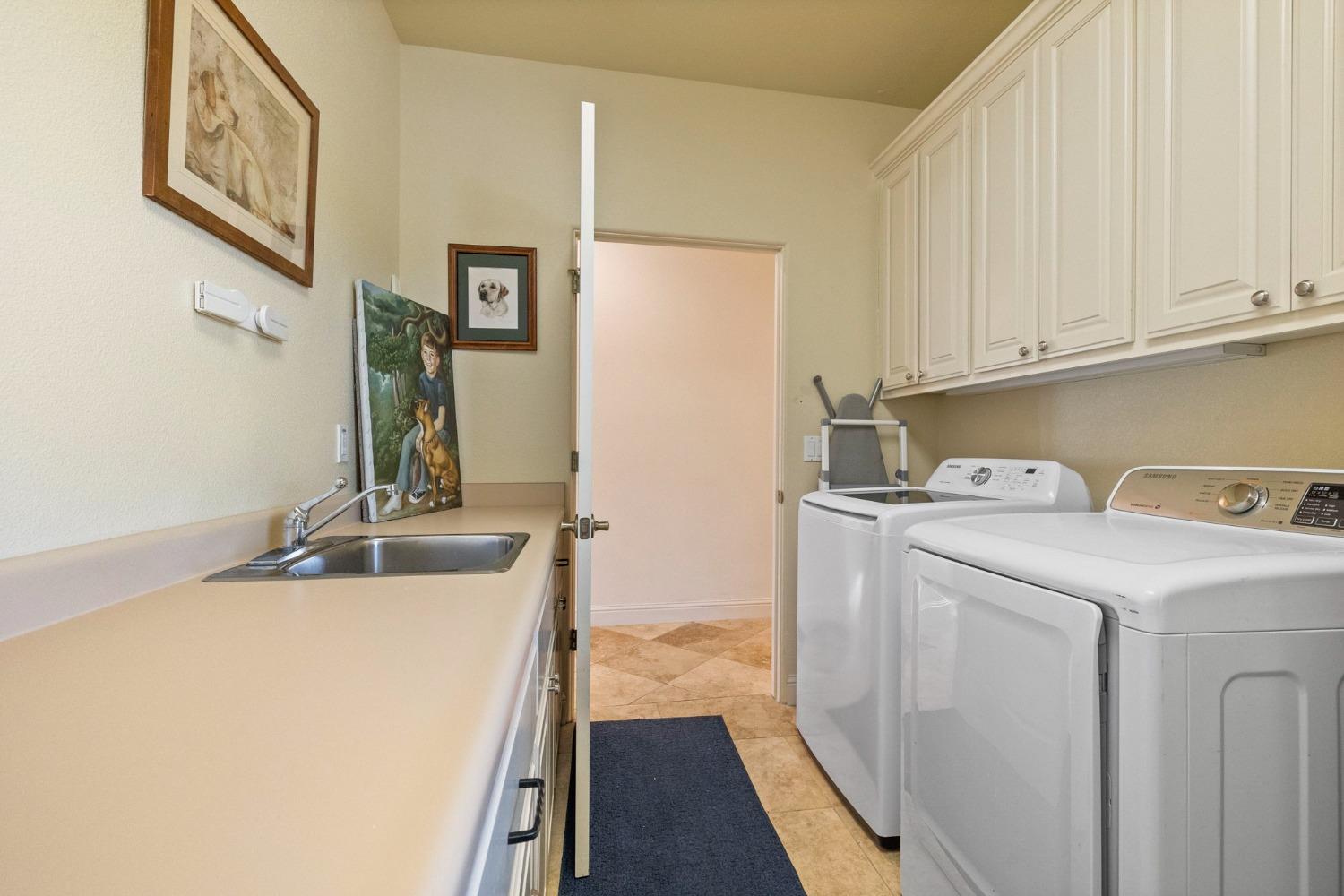 16 Flagstone Ct, Copperopolis, CA 95228