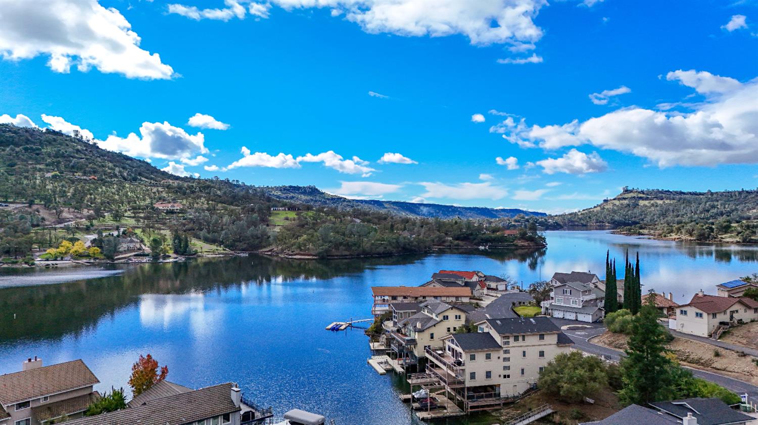 605 Poker Flat Rd, Copperopolis, CA 95228