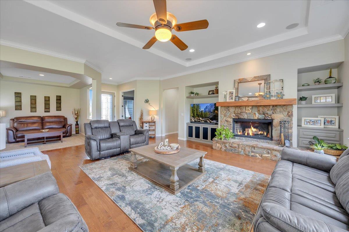 300 Rock Ridge Ln Ln, Copperopolis, CA 95228