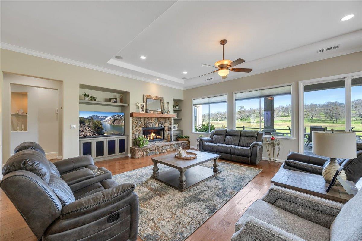 300 Rock Ridge Ln Ln, Copperopolis, CA 95228