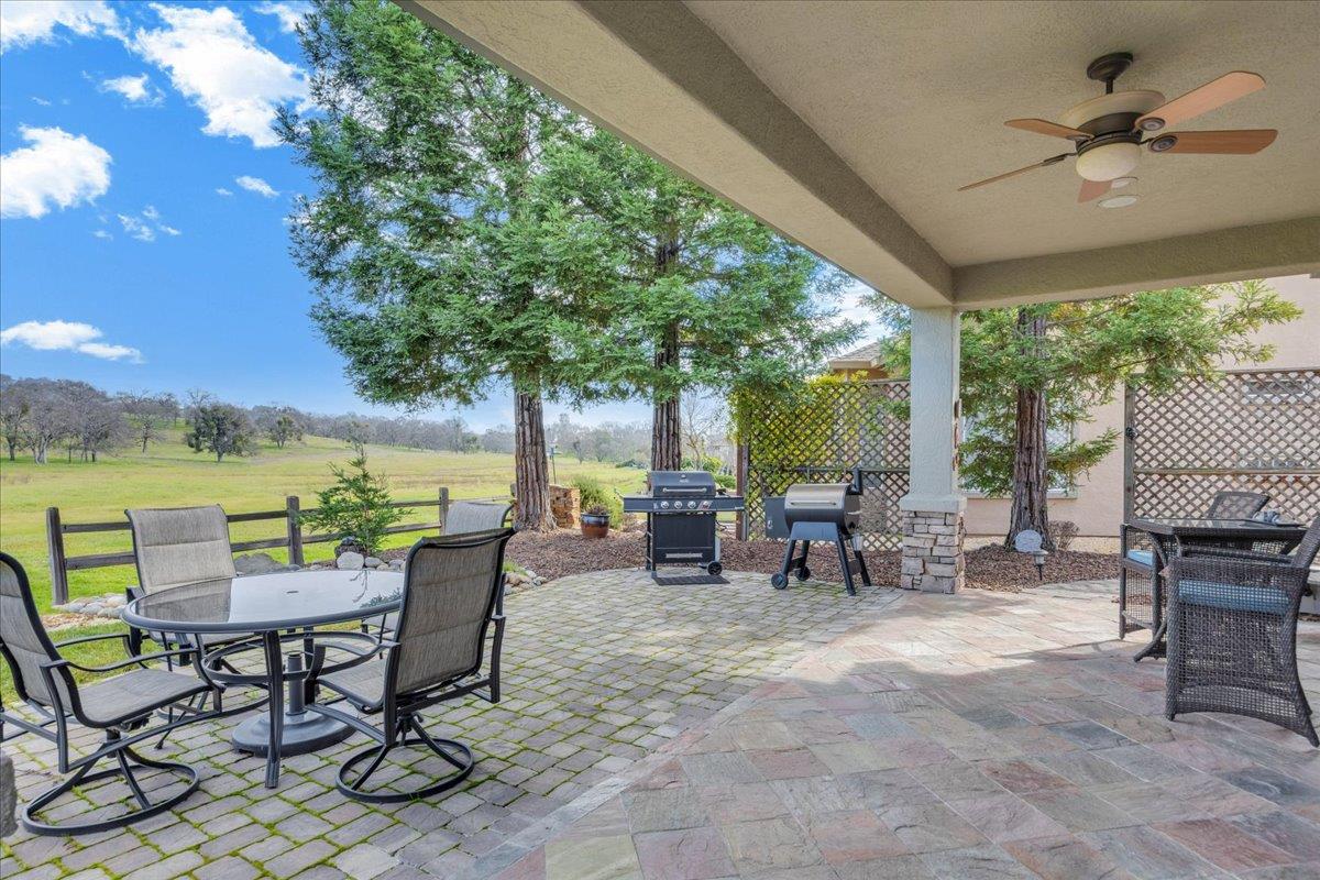 300 Rock Ridge Ln Ln, Copperopolis, CA 95228