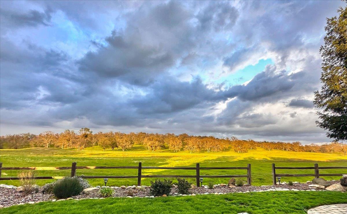 300 Rock Ridge Ln Ln, Copperopolis, CA 95228