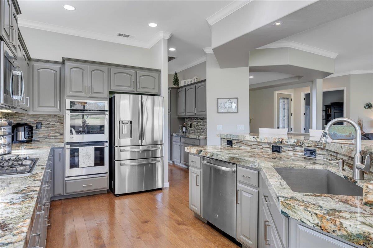 300 Rock Ridge Ln Ln, Copperopolis, CA 95228