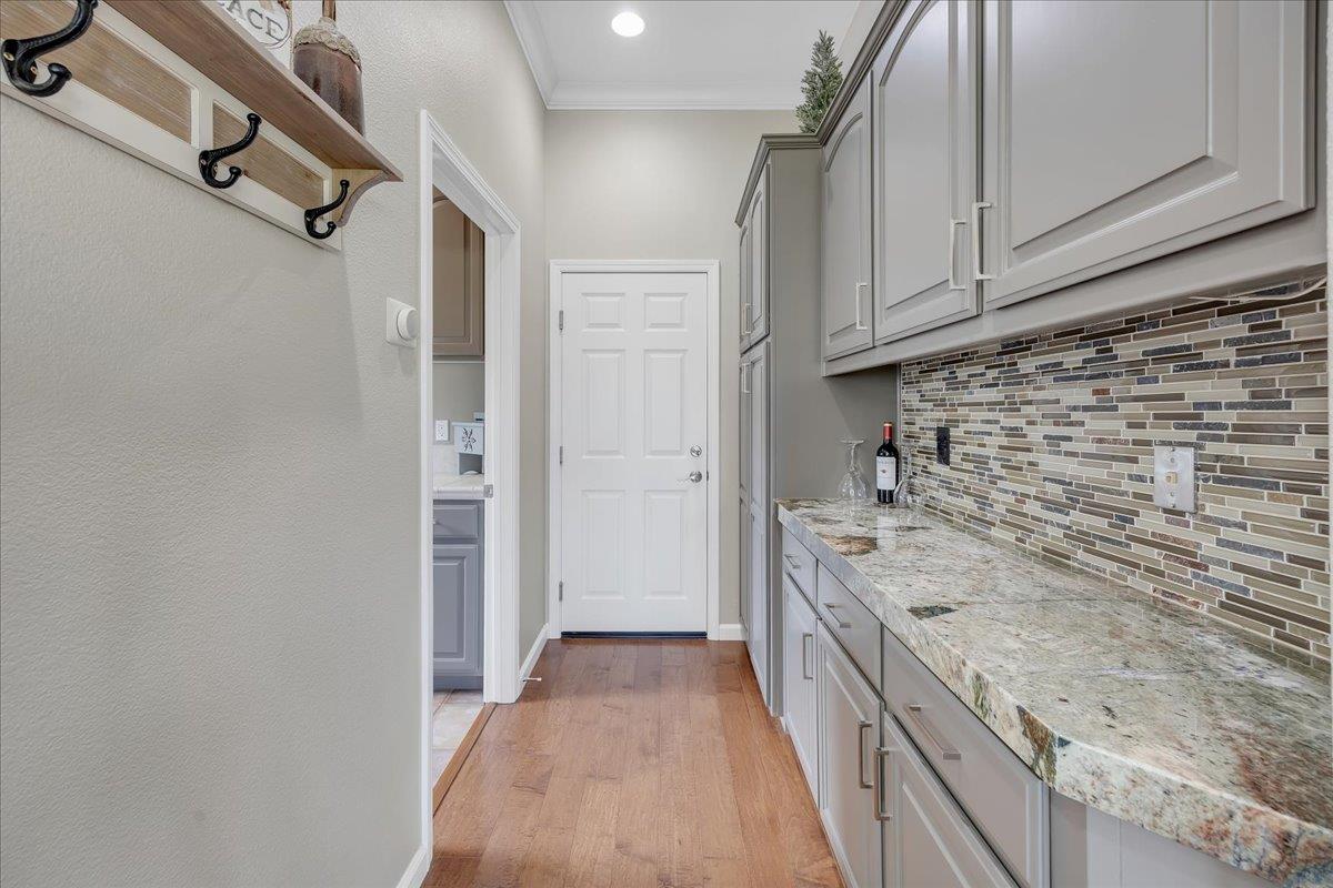 300 Rock Ridge Ln Ln, Copperopolis, CA 95228