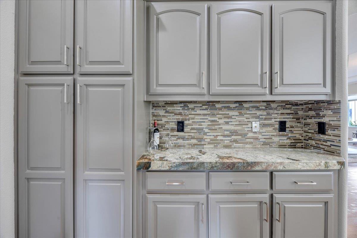 300 Rock Ridge Ln Ln, Copperopolis, CA 95228