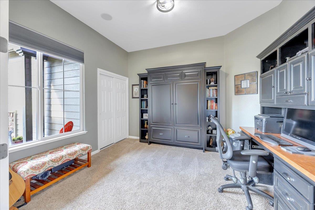 300 Rock Ridge Ln Ln, Copperopolis, CA 95228