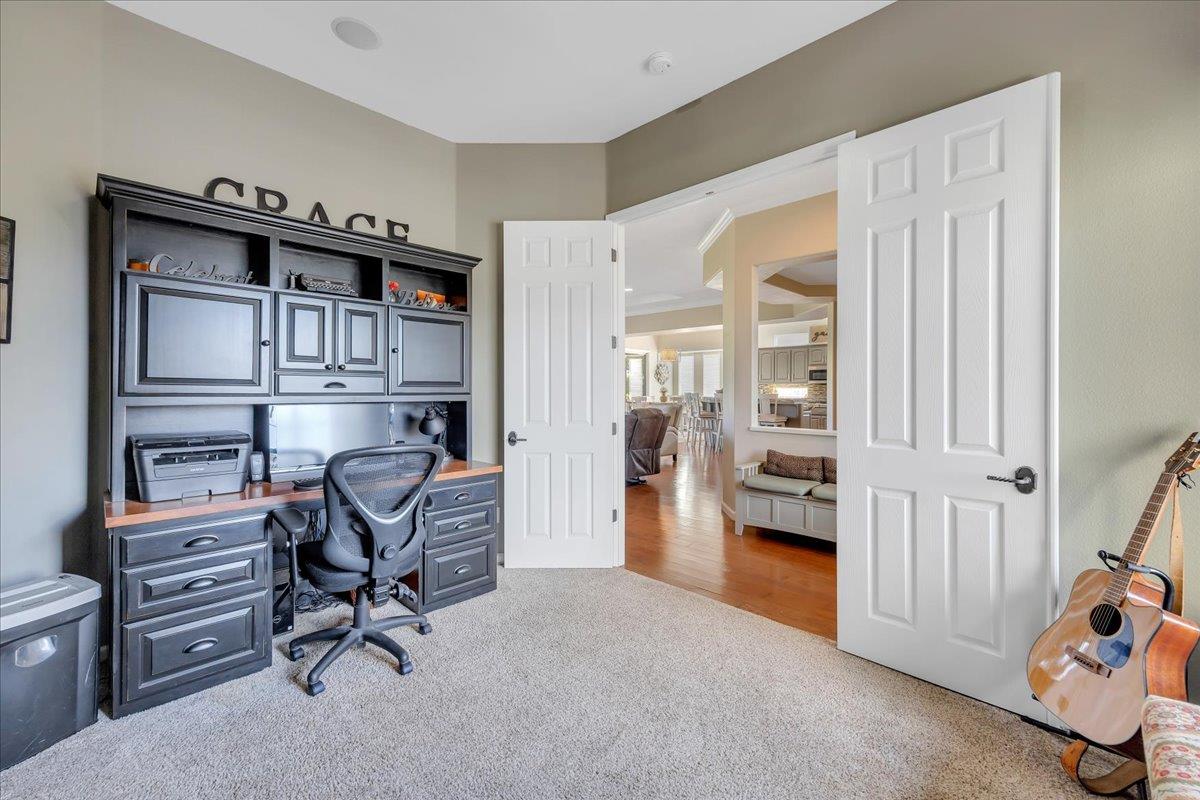 300 Rock Ridge Ln Ln, Copperopolis, CA 95228