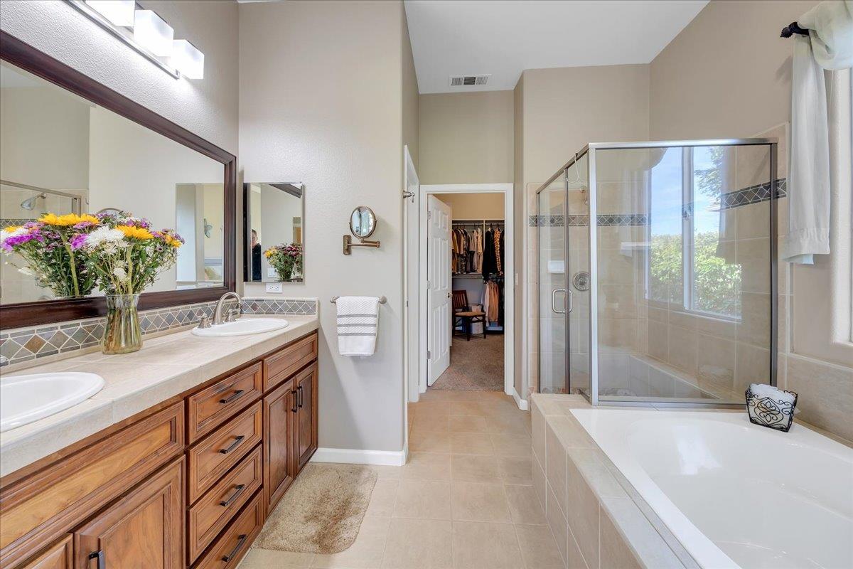 300 Rock Ridge Ln Ln, Copperopolis, CA 95228