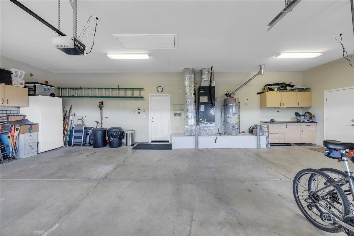 300 Rock Ridge Ln Ln, Copperopolis, CA 95228