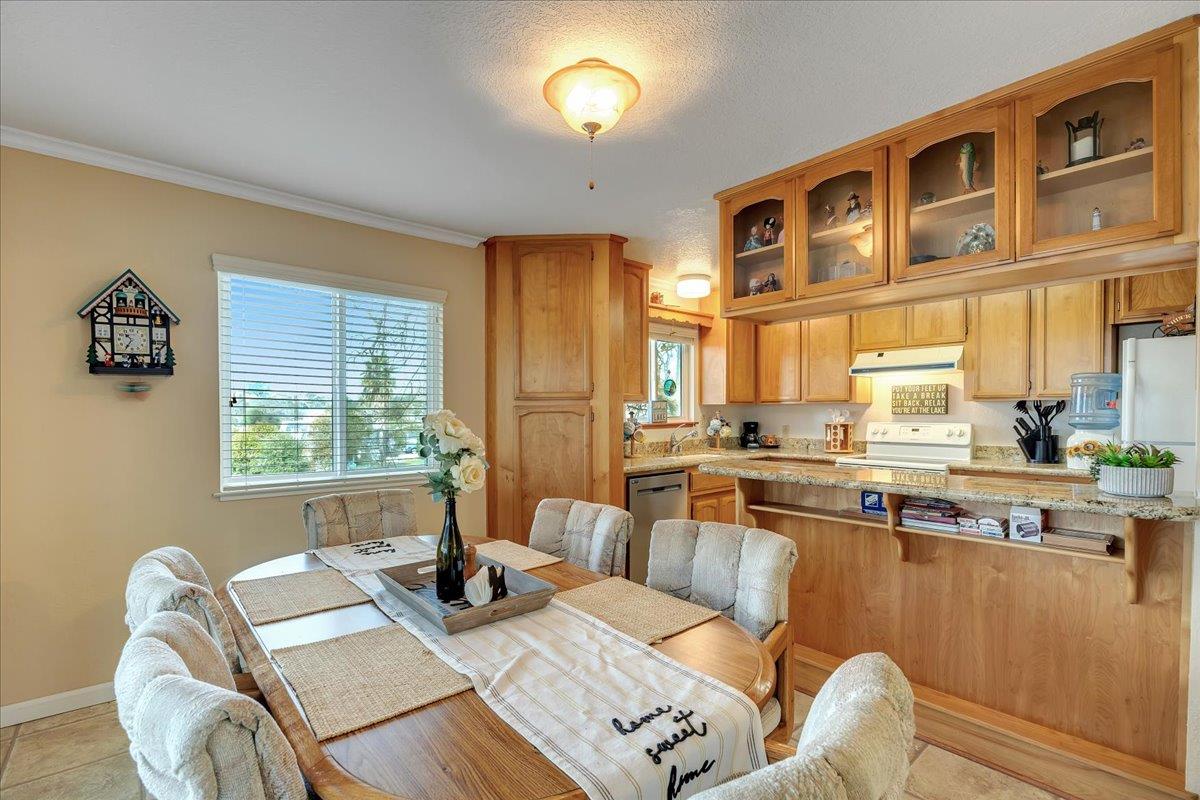 342 Poker Flat Rd, Copperopolis, CA 95228