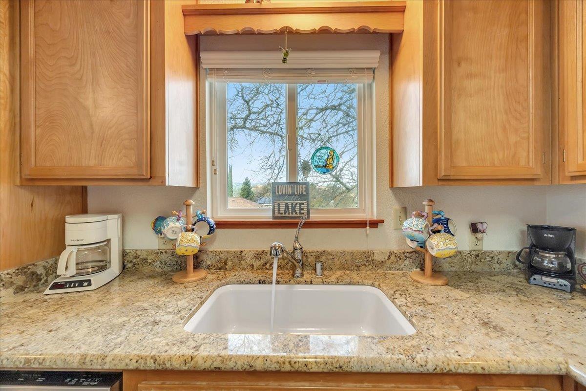 342 Poker Flat Rd, Copperopolis, CA 95228