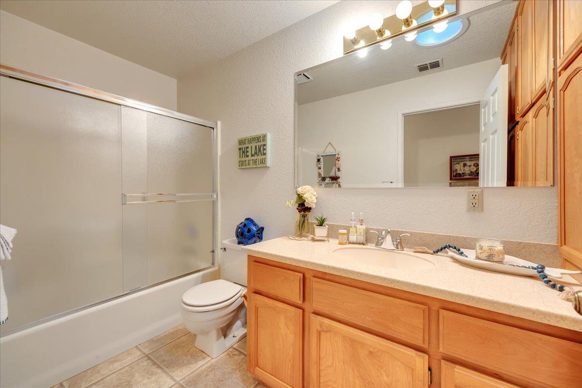 342 Poker Flat Rd, Copperopolis, CA 95228