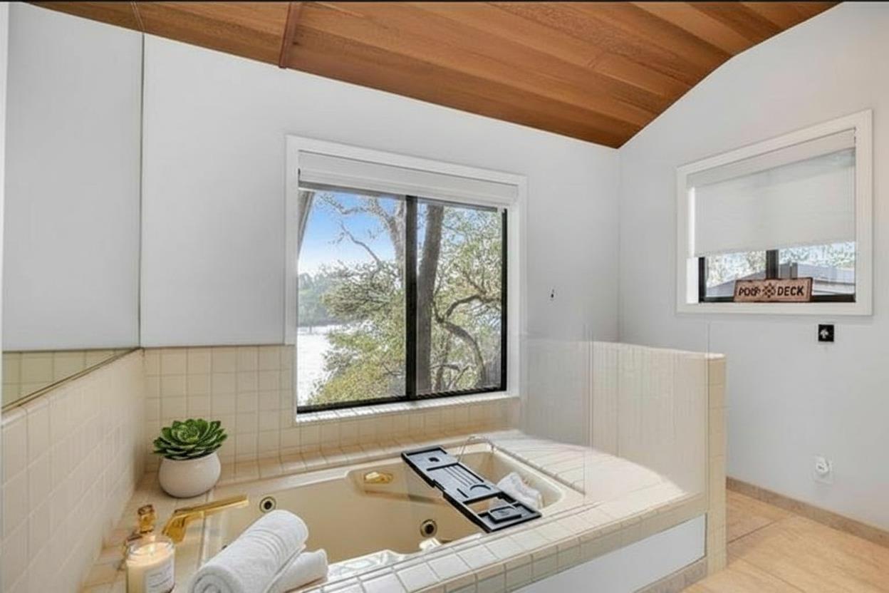 870 Bret Harte Dr, Copperopolis, CA 95228