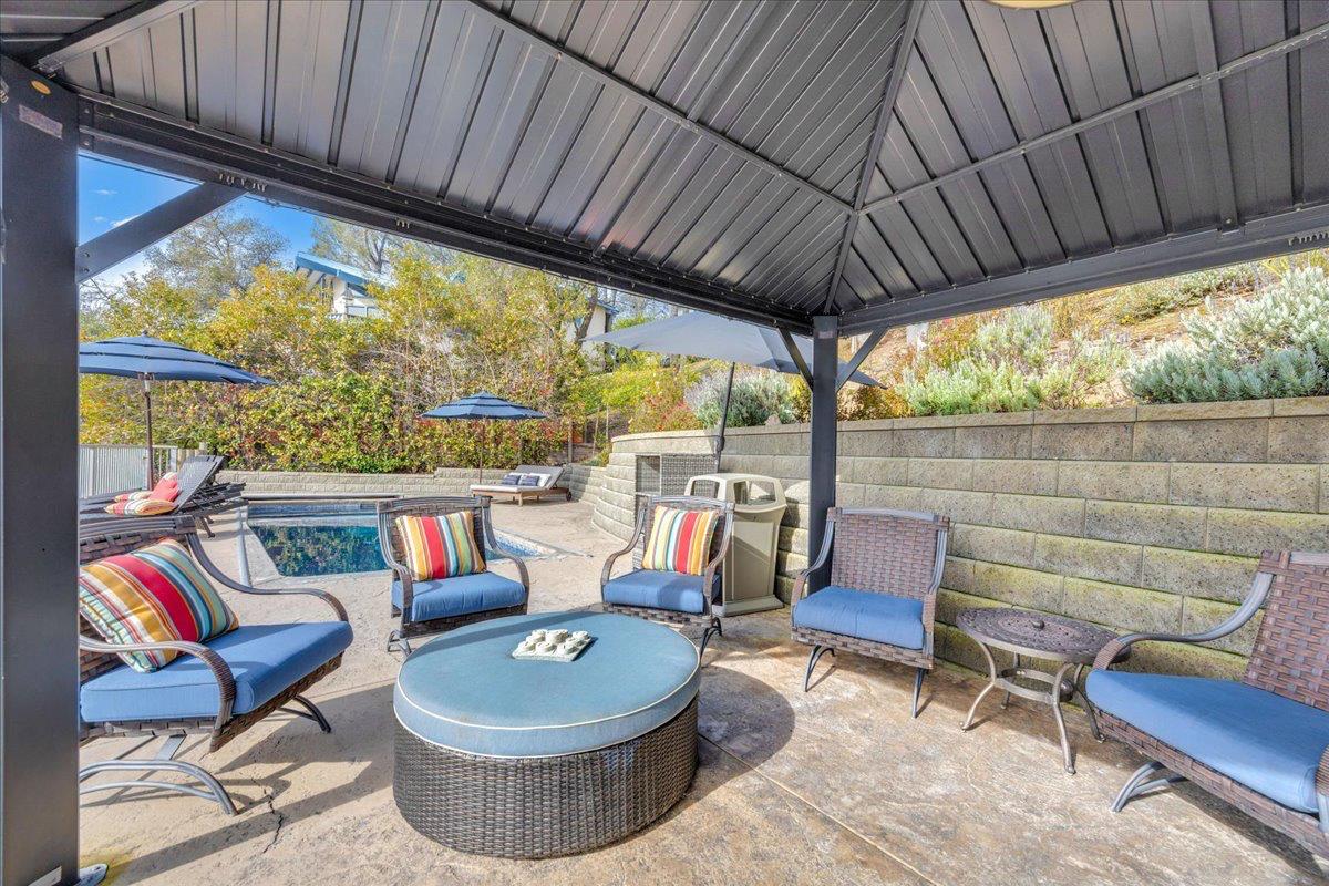 870 Bret Harte Dr, Copperopolis, CA 95228