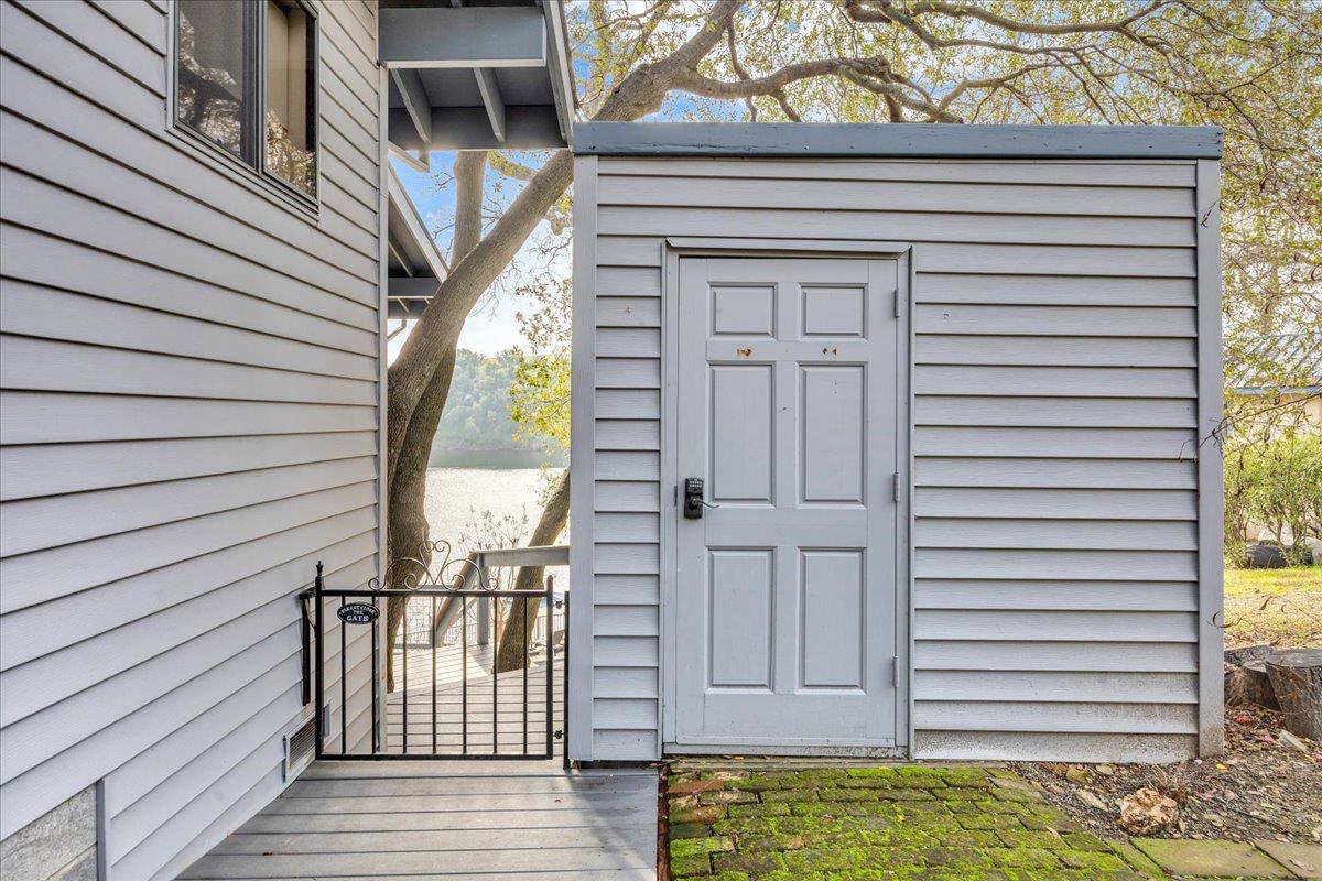 870 Bret Harte Dr, Copperopolis, CA 95228