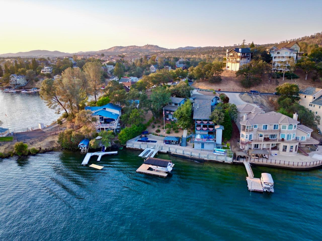 870 Bret Harte Dr, Copperopolis, CA 95228