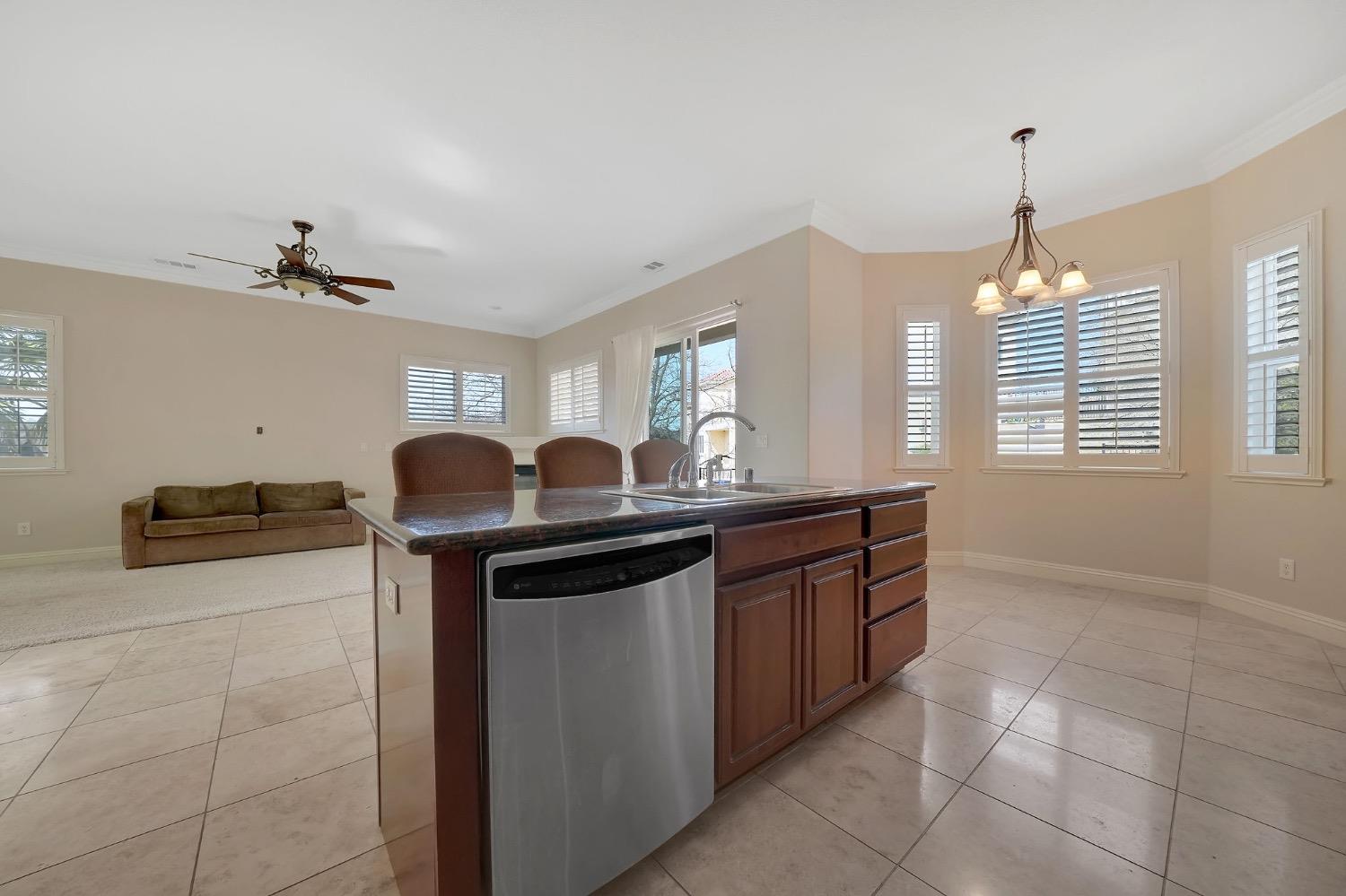 66 Argonaut Dr, Copperopolis, CA 95228