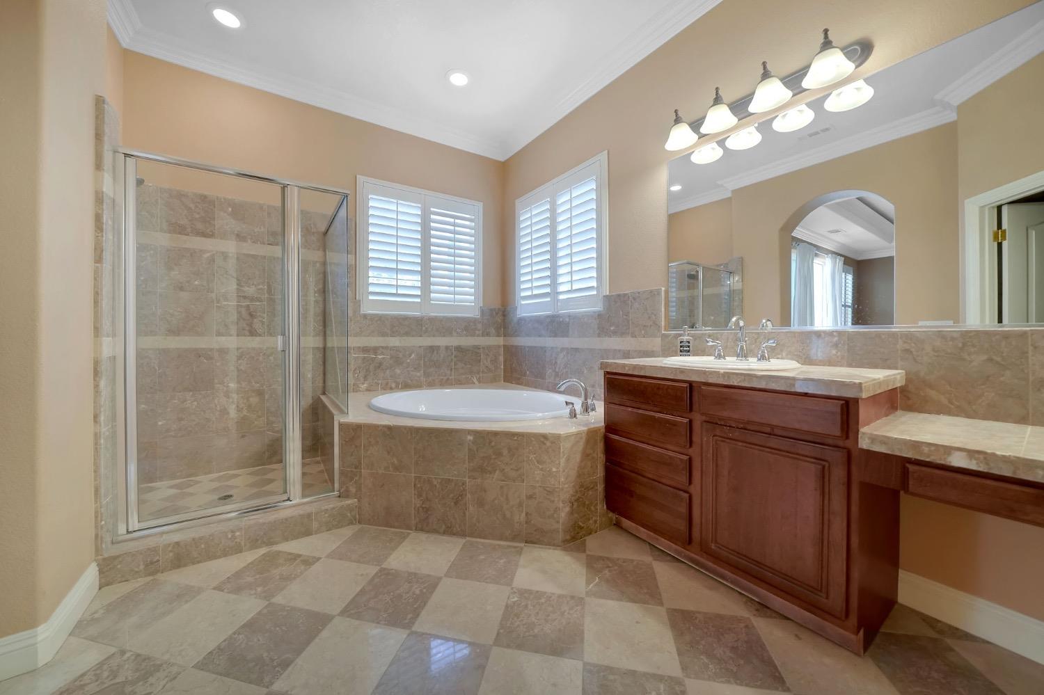 66 Argonaut Dr, Copperopolis, CA 95228