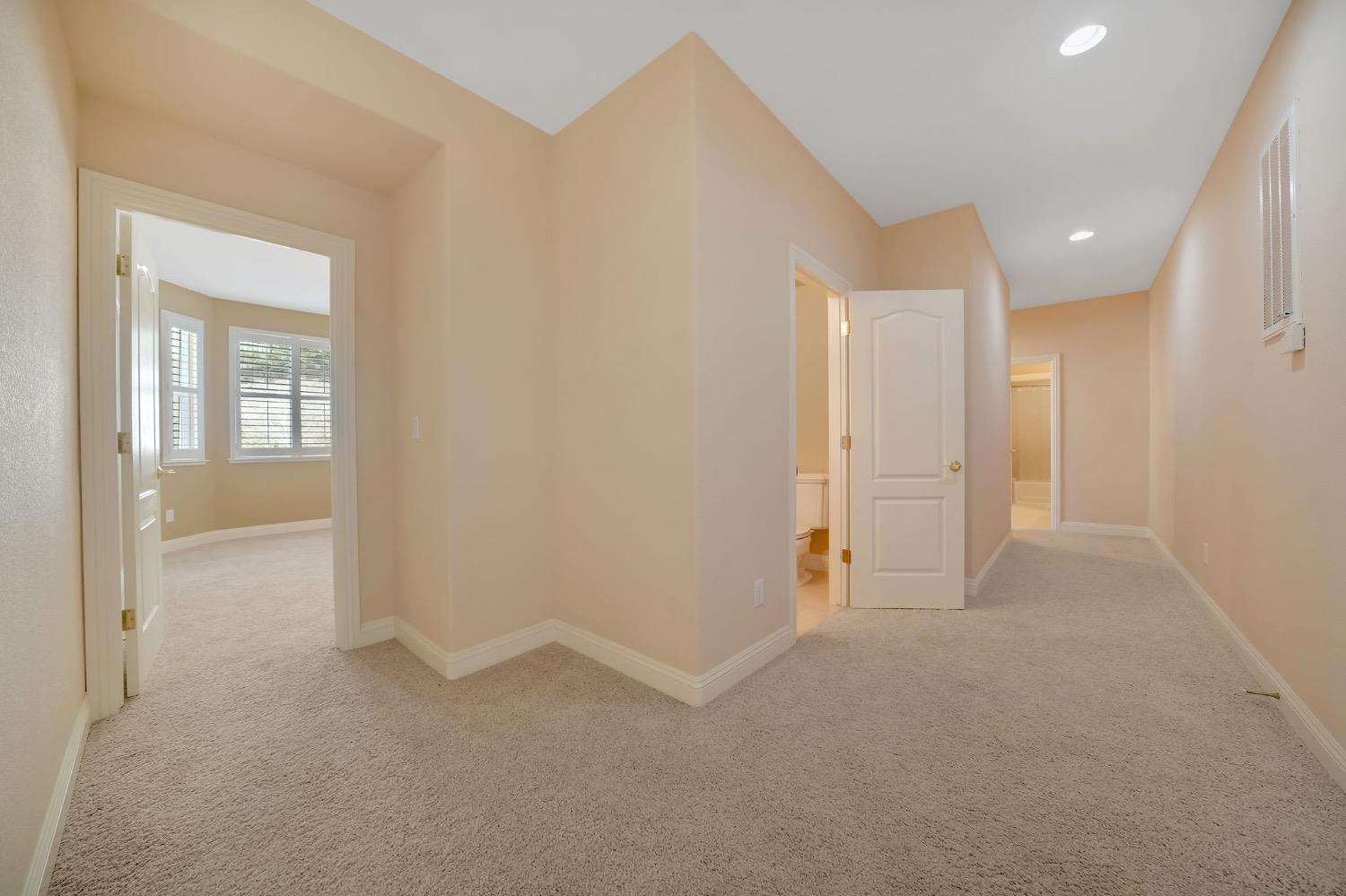 66 Argonaut Dr, Copperopolis, CA 95228