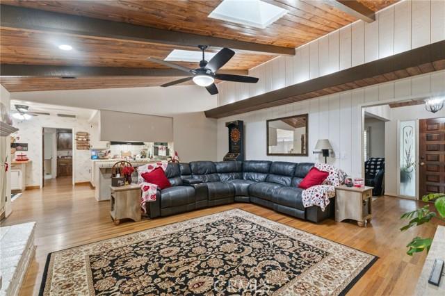 6479 N Blosser, Fresno, CA 93711