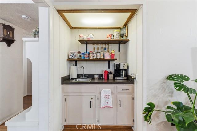 6479 N Blosser, Fresno, CA 93711