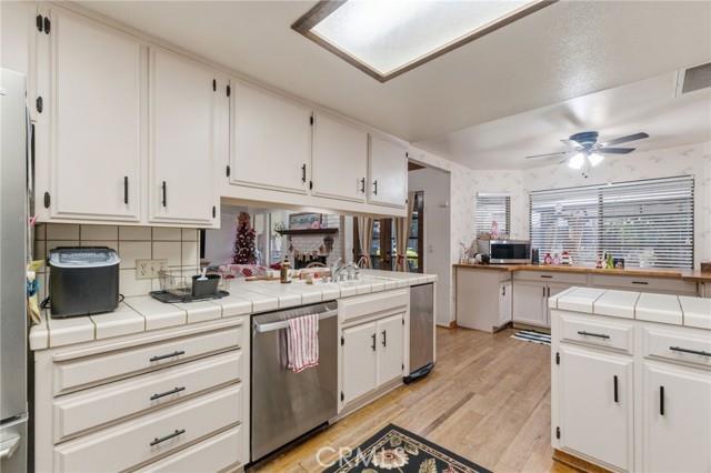 6479 N Blosser, Fresno, CA 93711