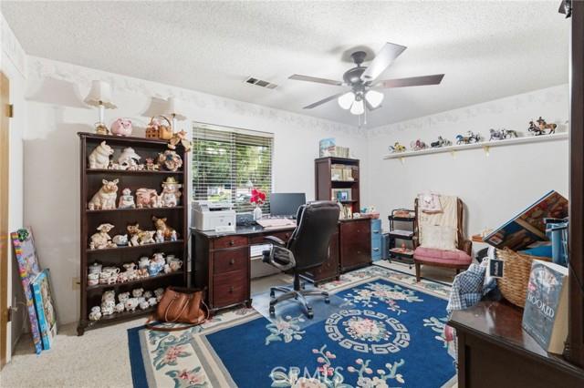 6479 N Blosser, Fresno, CA 93711