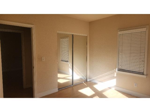718 E Clinton Ave, Fresno, CA 93704