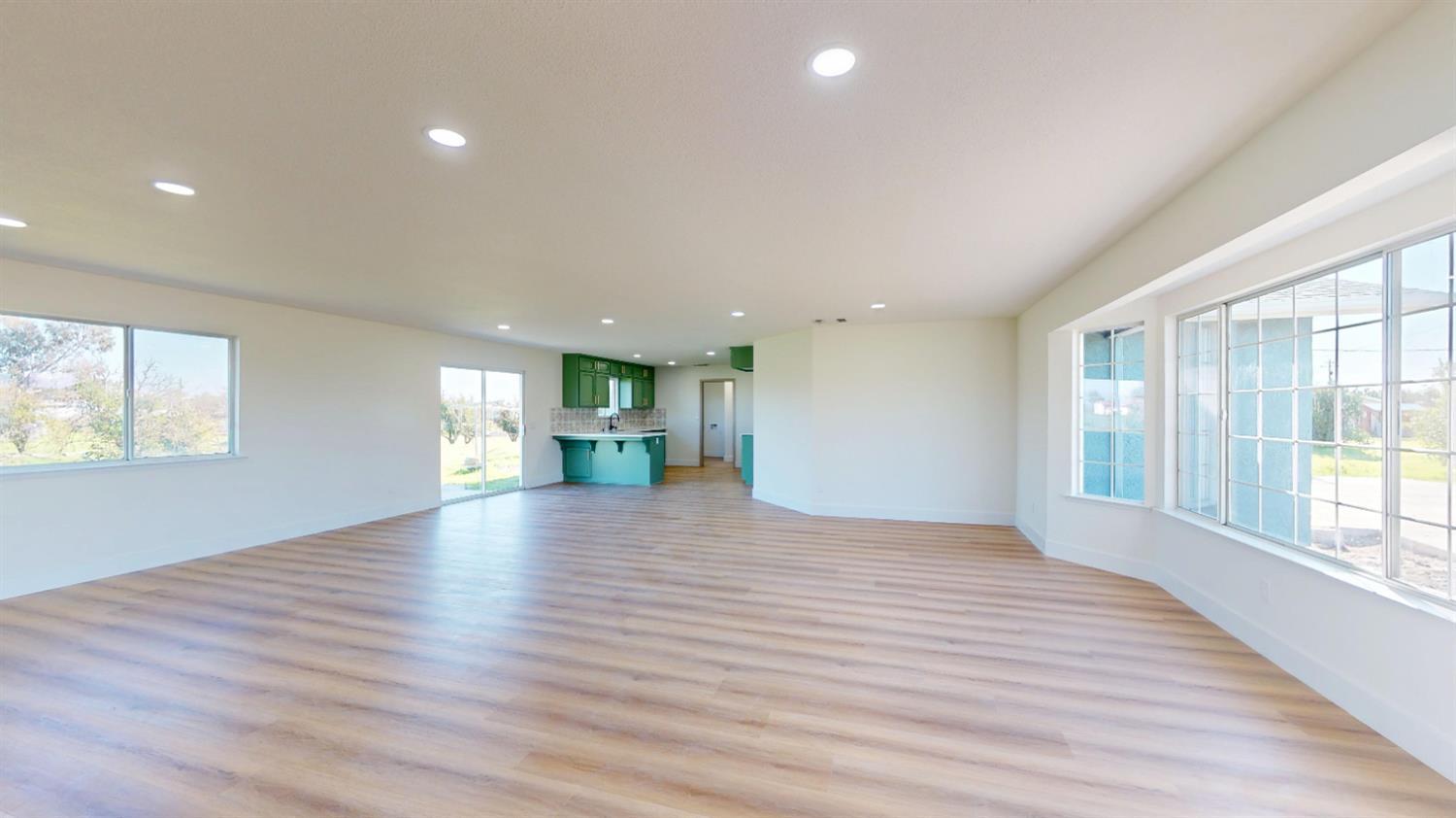 16363 Paula Rd, Madera, CA 93636