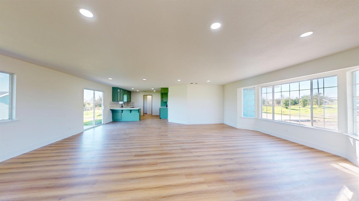 16363 Paula Rd, Madera, CA 93636