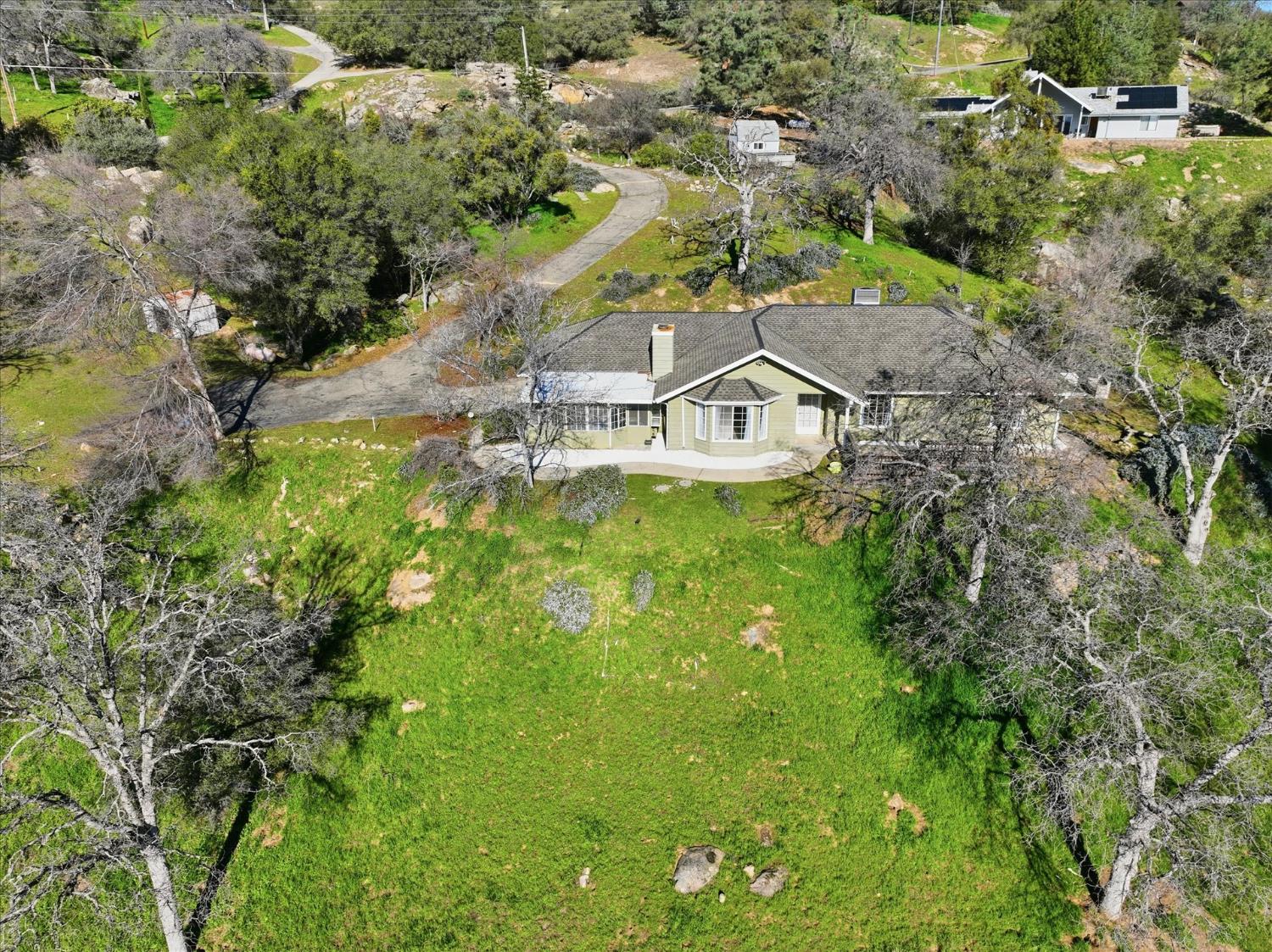 30917 N Dome Dr, Coarsegold, CA 93614