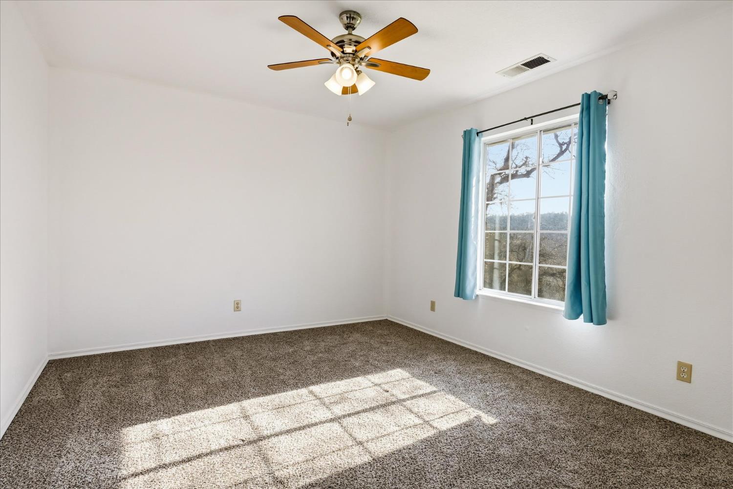 30917 N Dome Dr, Coarsegold, CA 93614