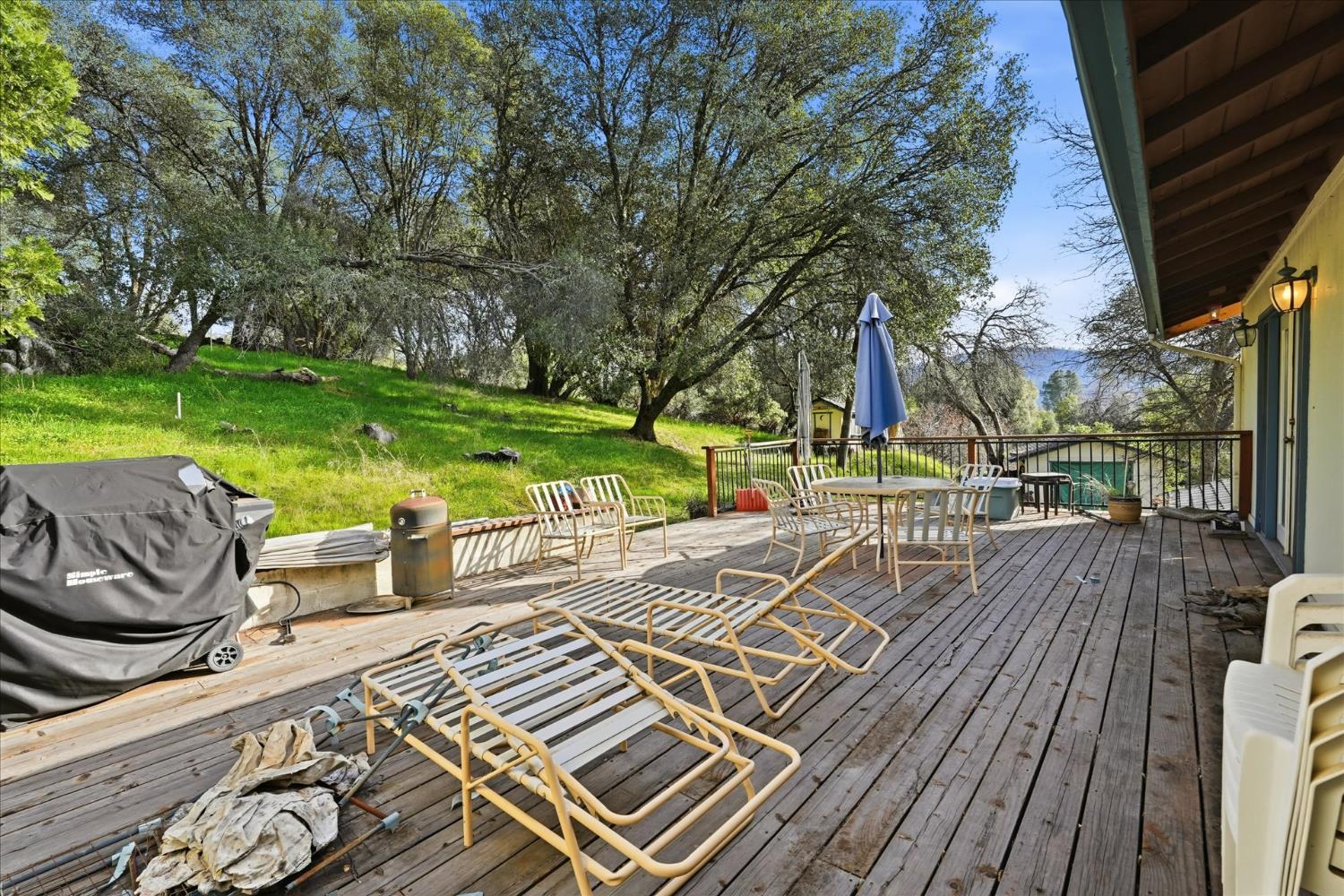 51590 Coyote Ridge Rd, Oakhurst, CA 93644
