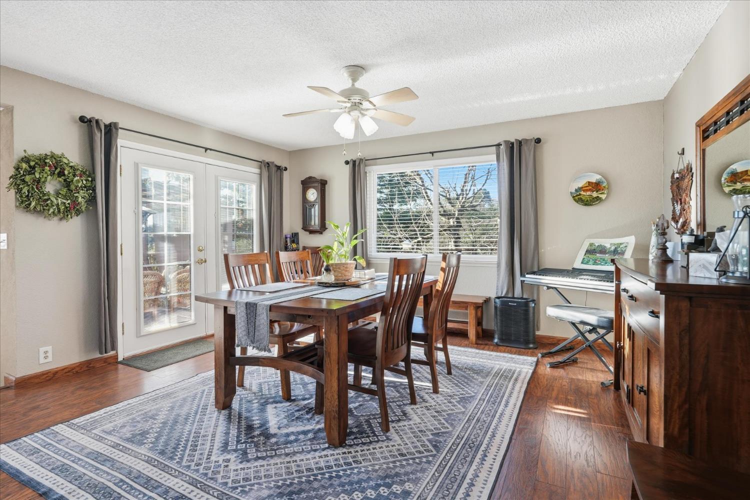 40182 Alerna Way, Oakhurst, CA 93644