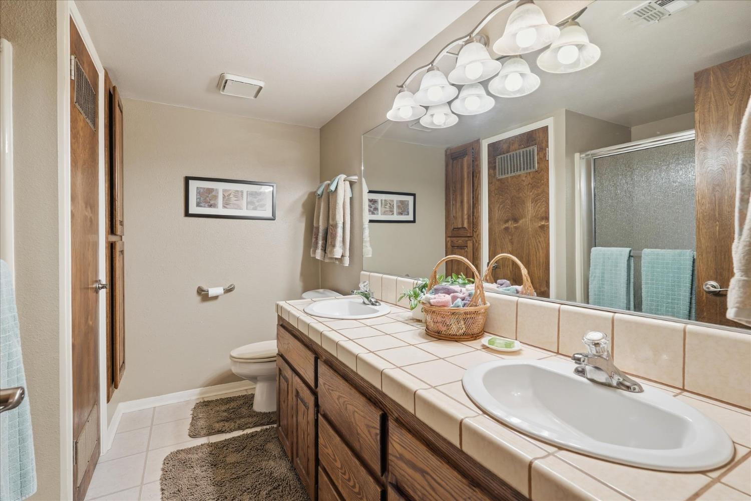 40182 Alerna Way, Oakhurst, CA 93644