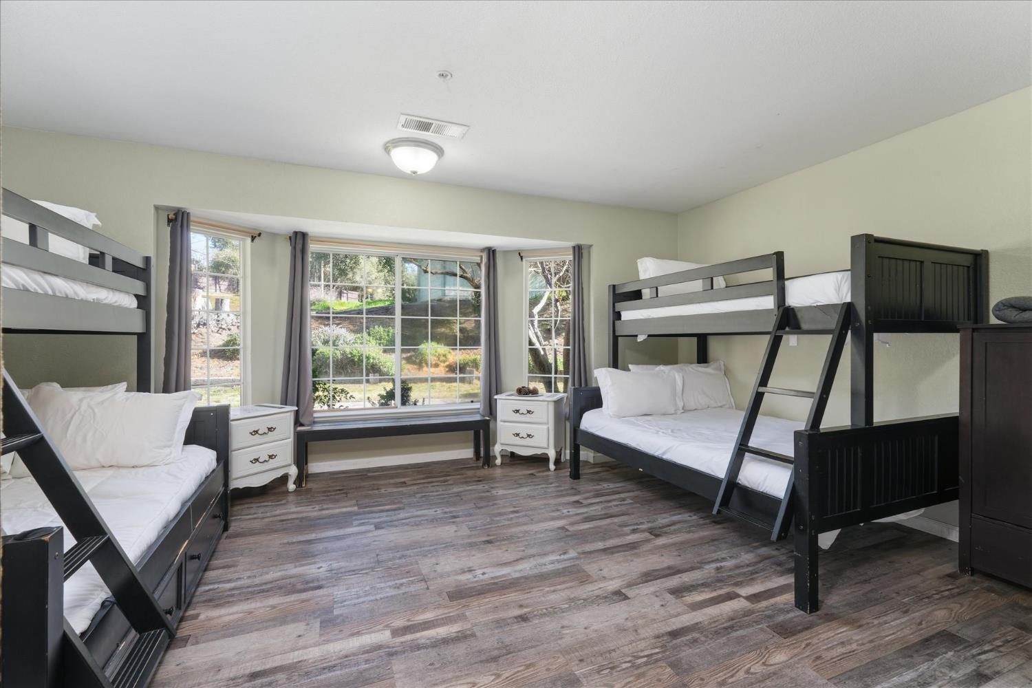 Open Photo
