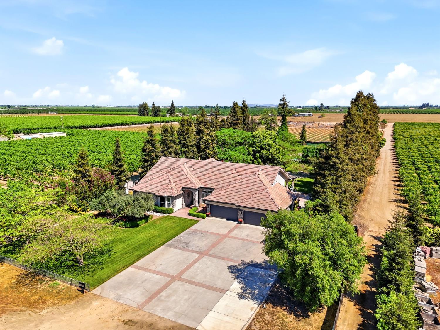 40912 Road 40, Dinuba, CA 93618