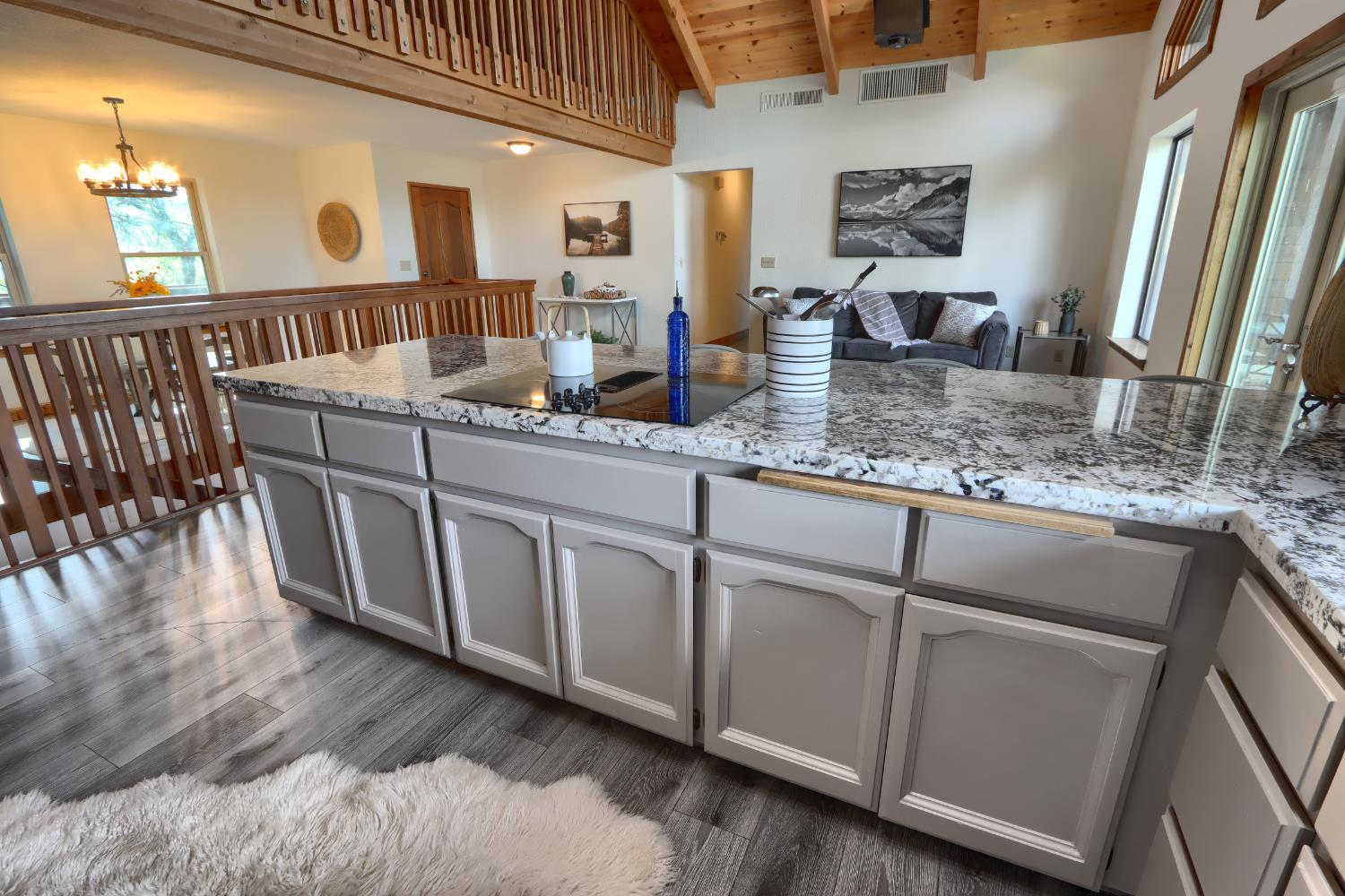41345 Lilley Mountain Dr, Coarsegold, CA 93614