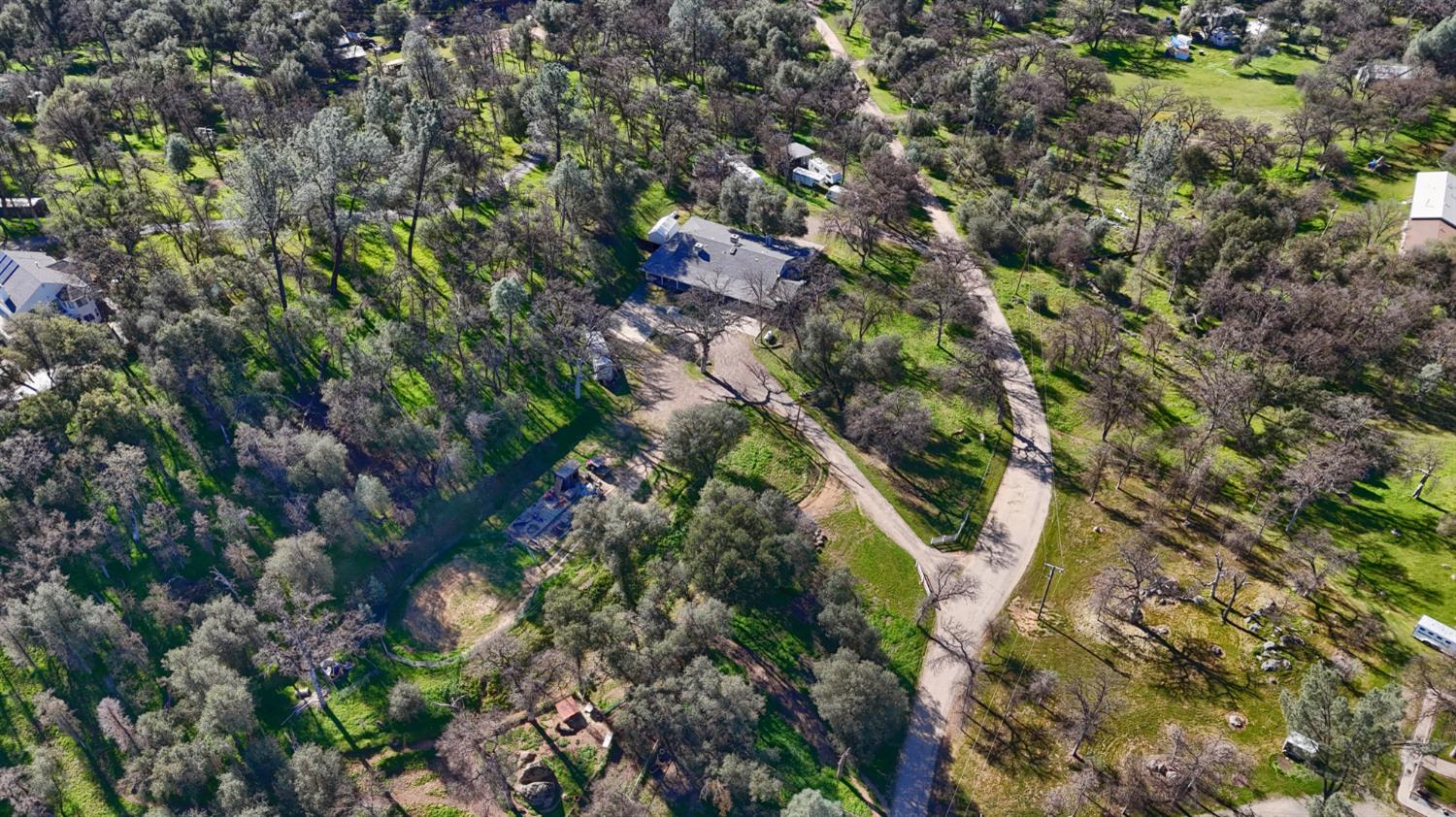 4421 Scrubby Oak Dr, Mariposa, CA 95338