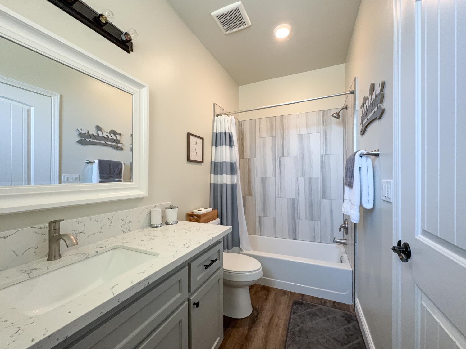 29200 Acorn Ct, Coarsegold, CA 93614