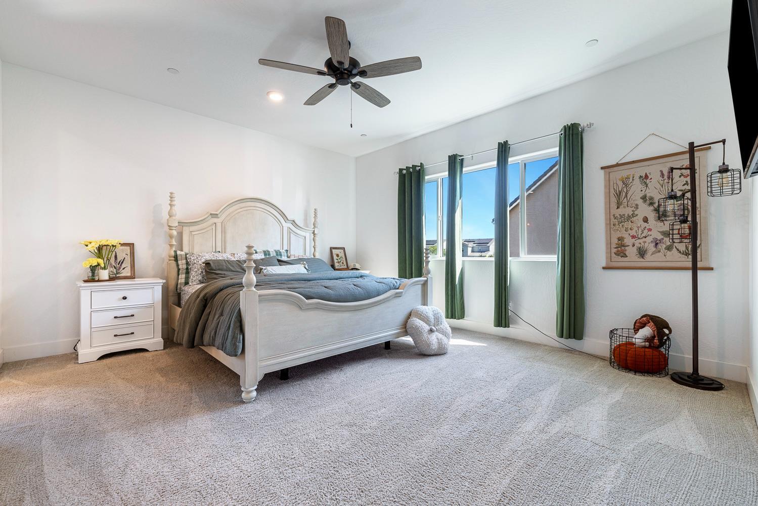 246 Huntington Ave, Madera, CA 93636