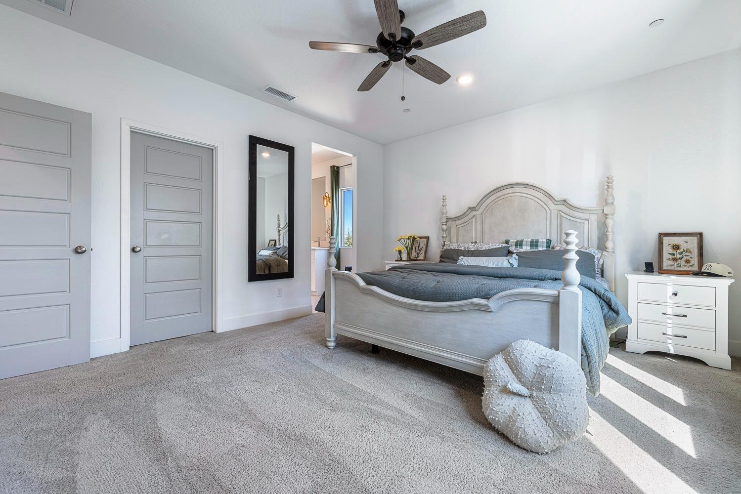 246 Huntington Ave, Madera, CA 93636