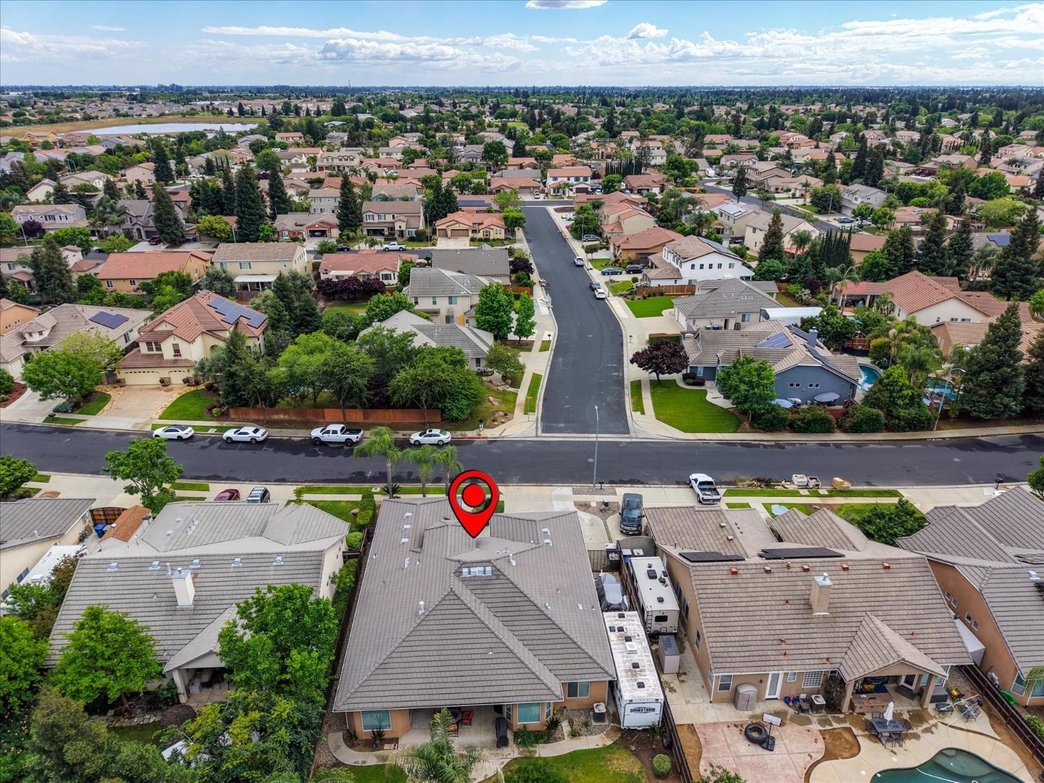 2927 Browning Ave, Clovis, CA 93611
