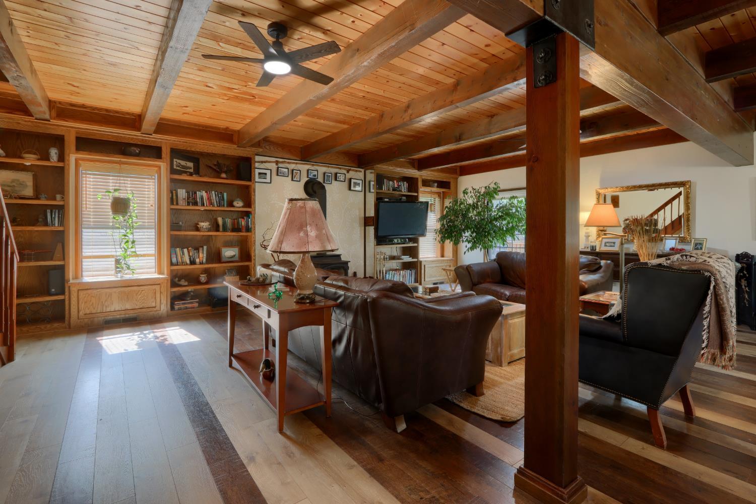 36575 Mudge Ranch Rd, Coarsegold, CA 93614