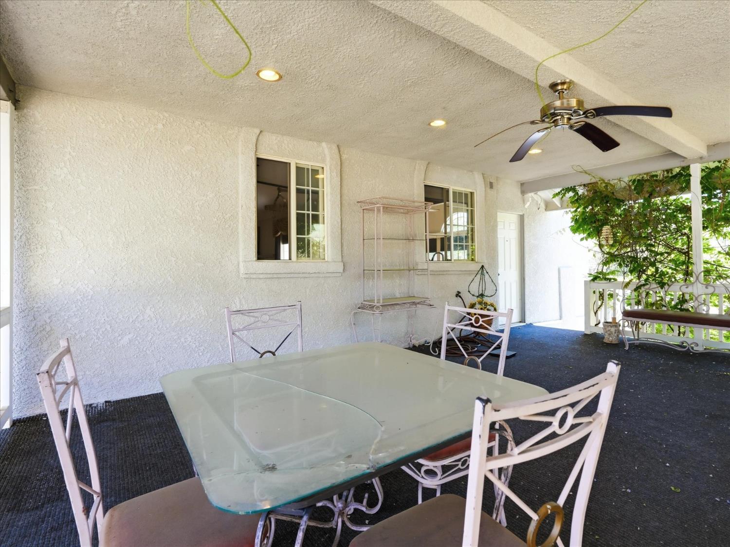 45858 Old Corral Rd, Coarsegold, CA 93614