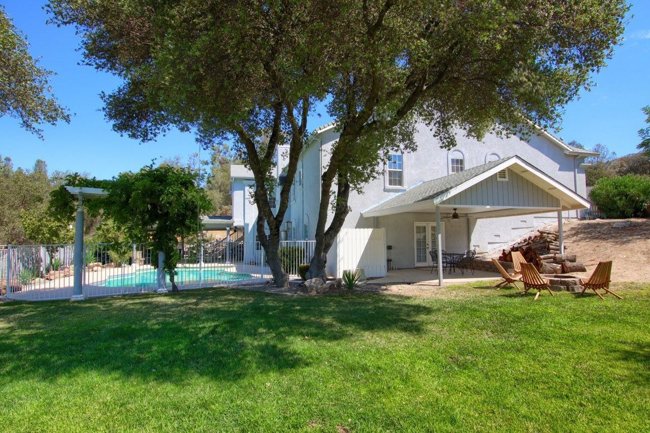 45858 Old Corral Rd, Coarsegold, CA 93614