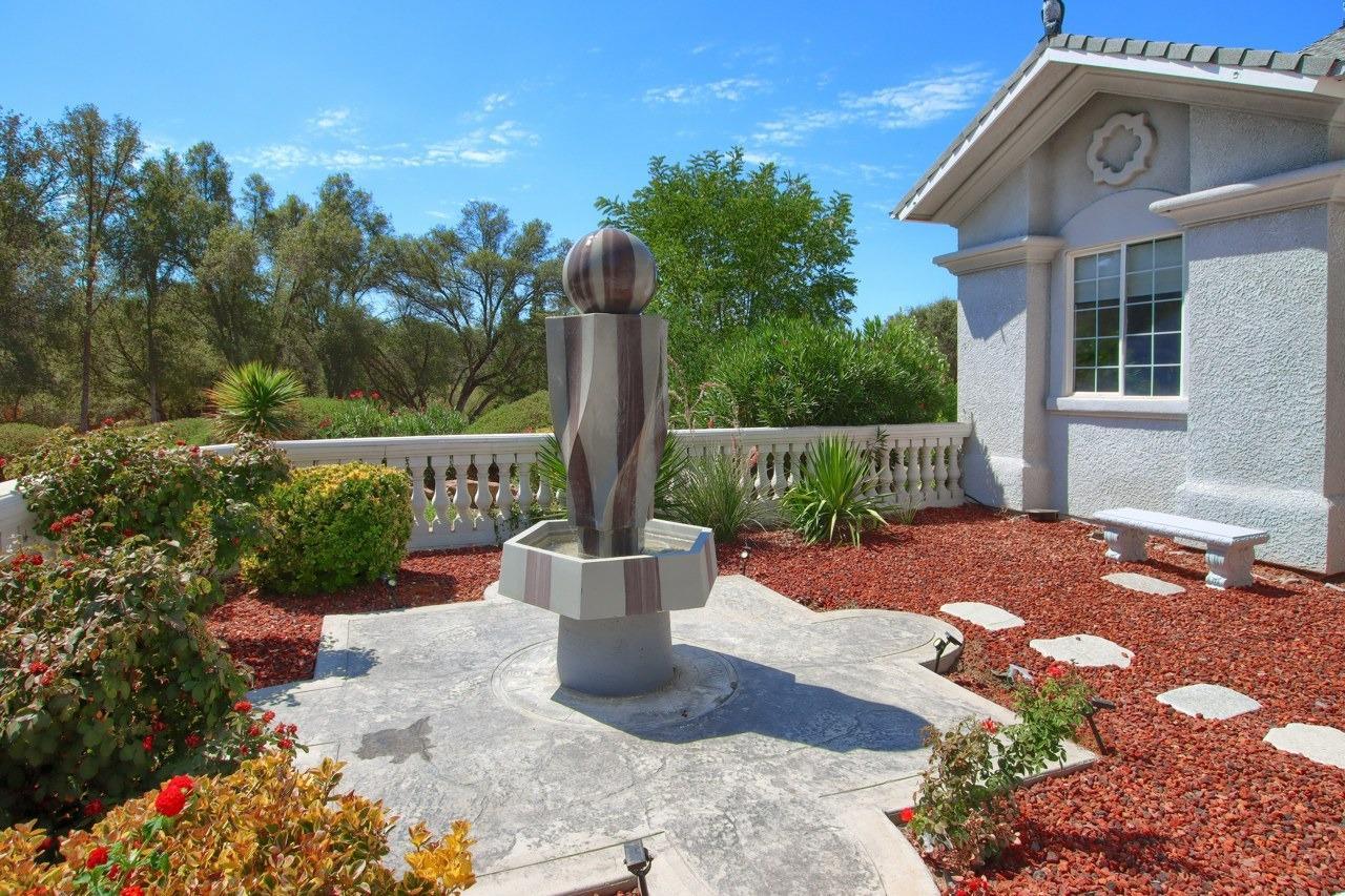 45858 Old Corral Rd, Coarsegold, CA 93614